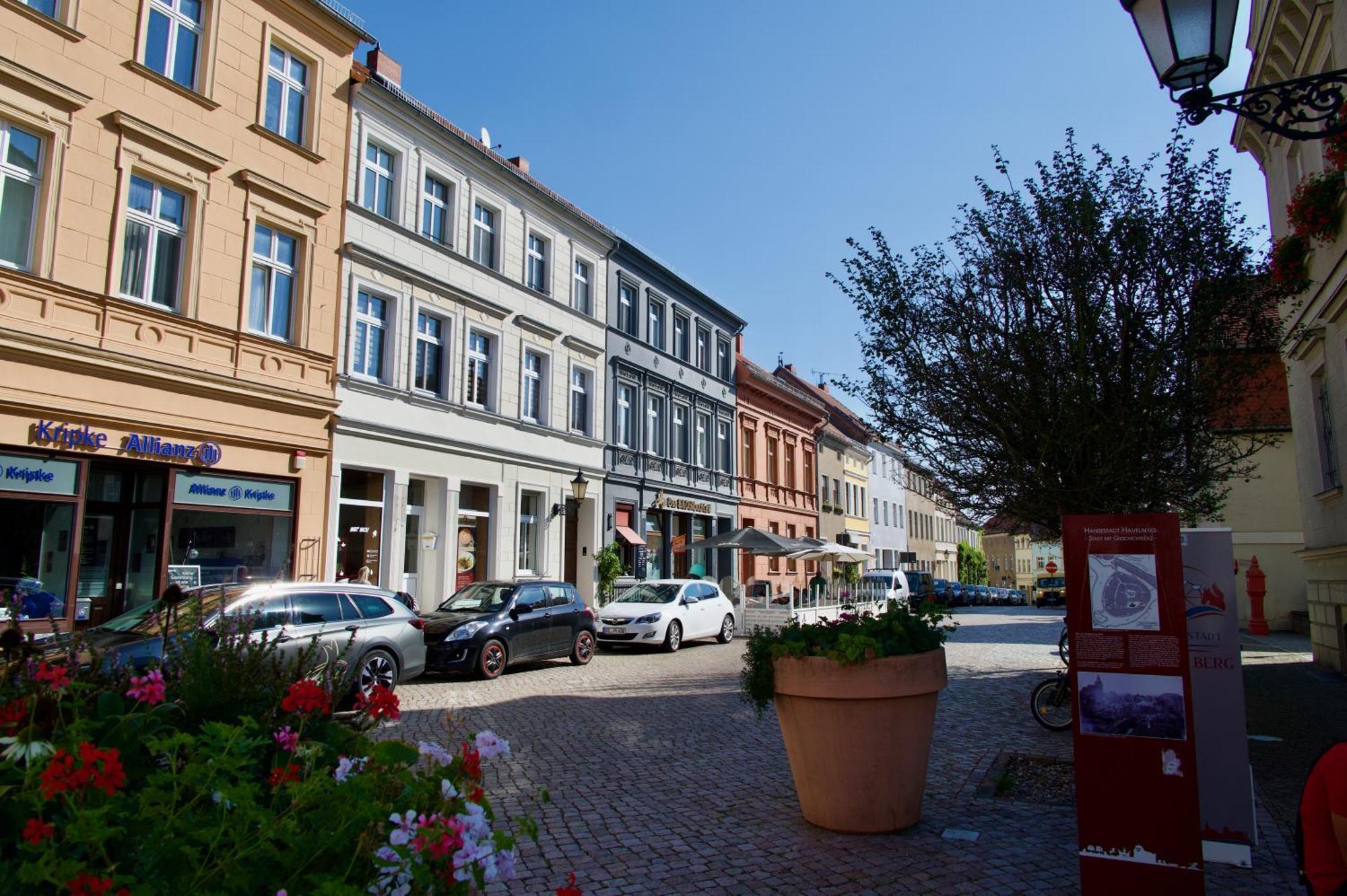 Das Bilderbuchcafe - Ferien - Apartment No 3 - Markt 7 Havelberg Bagian luar foto