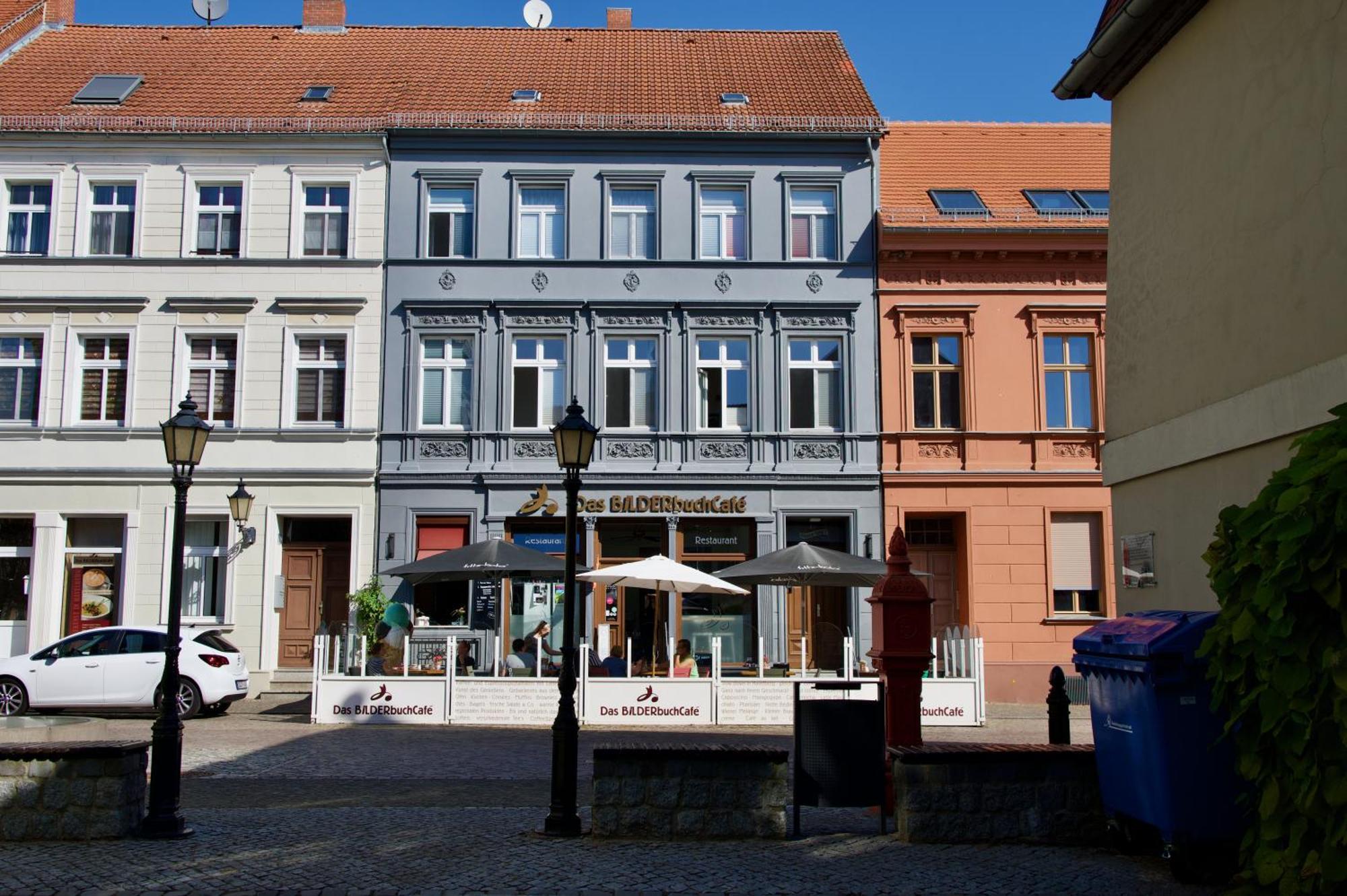 Das Bilderbuchcafe - Ferien - Apartment No 3 - Markt 7 Havelberg Bagian luar foto