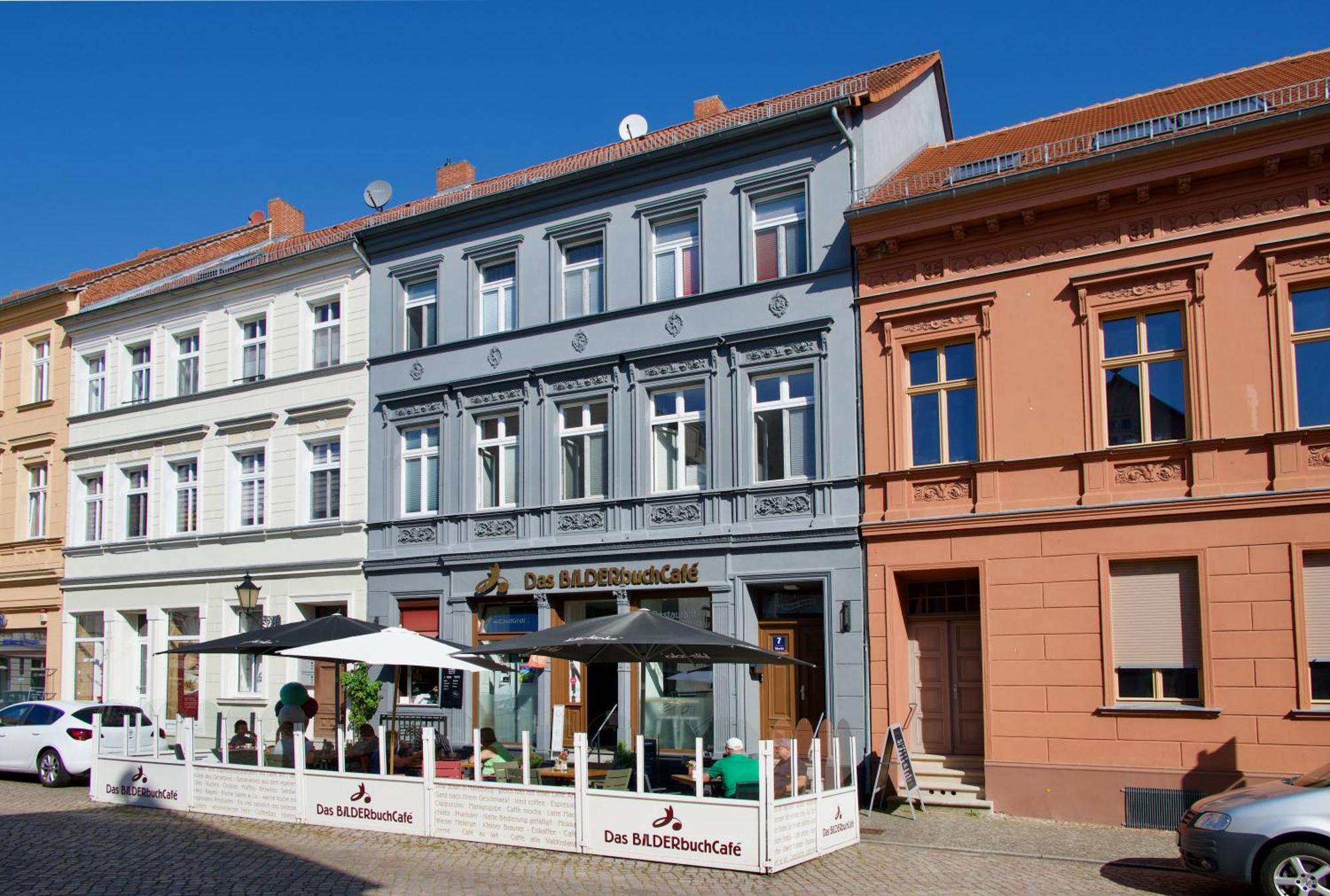 Das Bilderbuchcafe - Ferien - Apartment No 3 - Markt 7 Havelberg Bagian luar foto