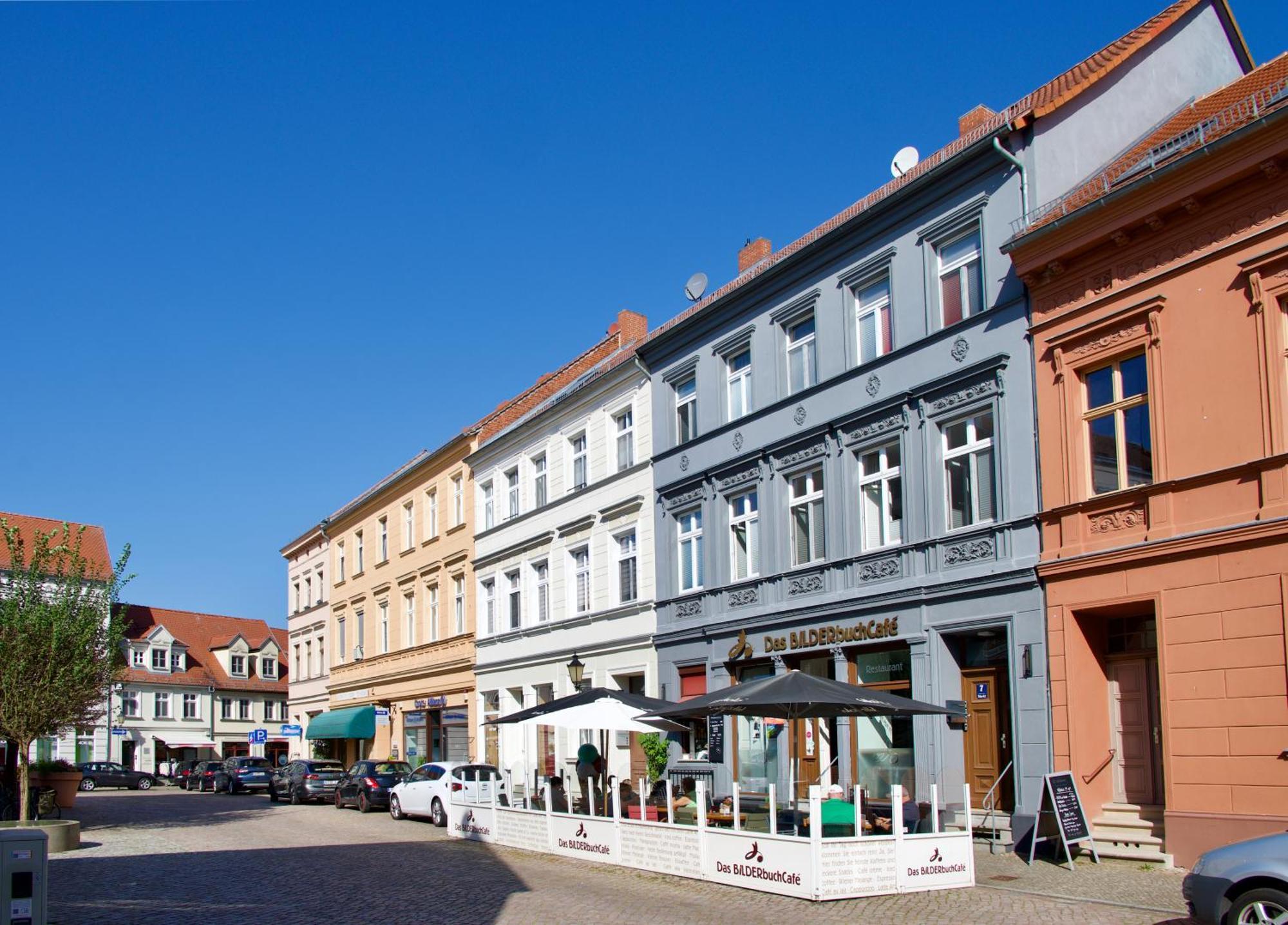 Das Bilderbuchcafe - Ferien - Apartment No 3 - Markt 7 Havelberg Bagian luar foto