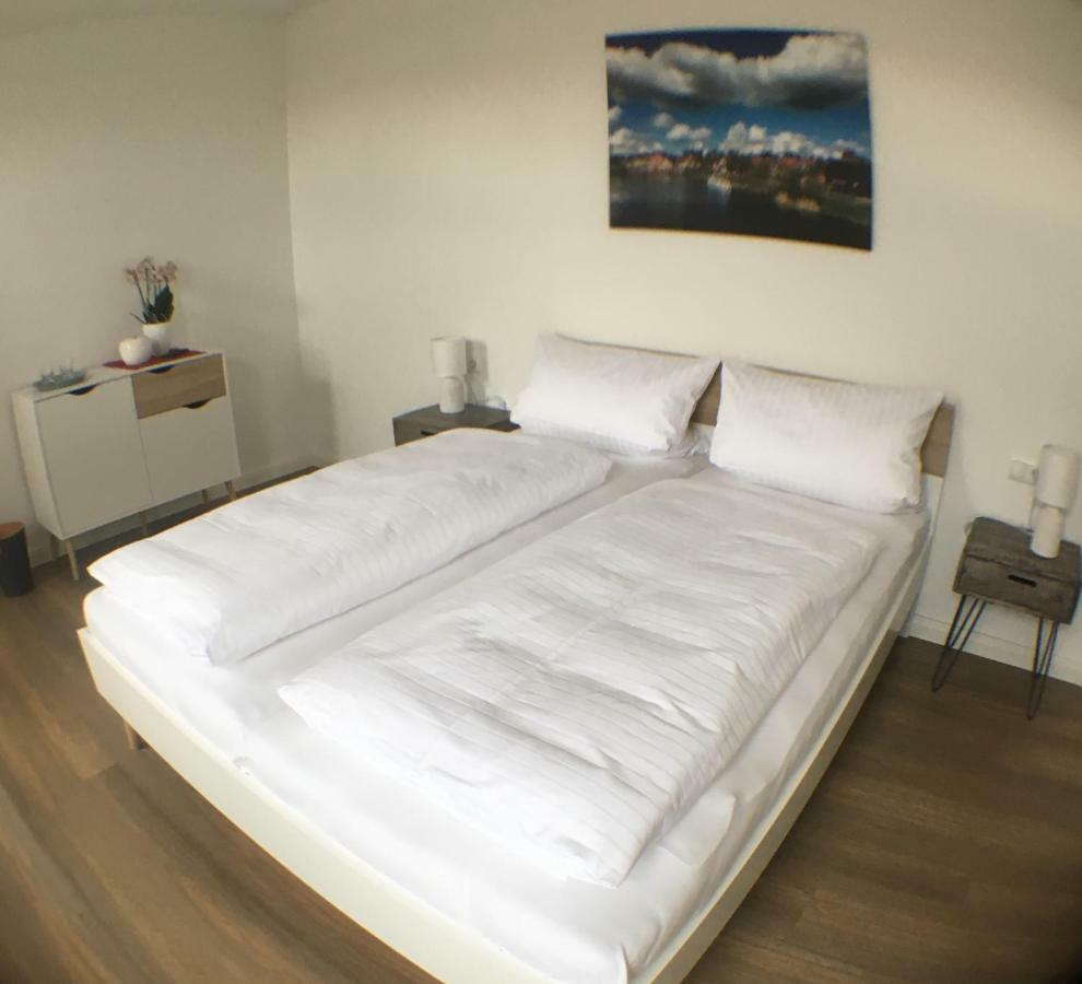 Das Bilderbuchcafe - Ferien - Apartment No 3 - Markt 7 Havelberg Bagian luar foto