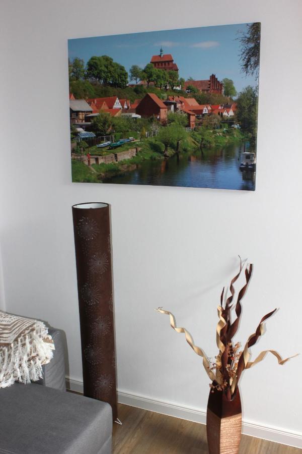 Das Bilderbuchcafe - Ferien - Apartment No 3 - Markt 7 Havelberg Bagian luar foto
