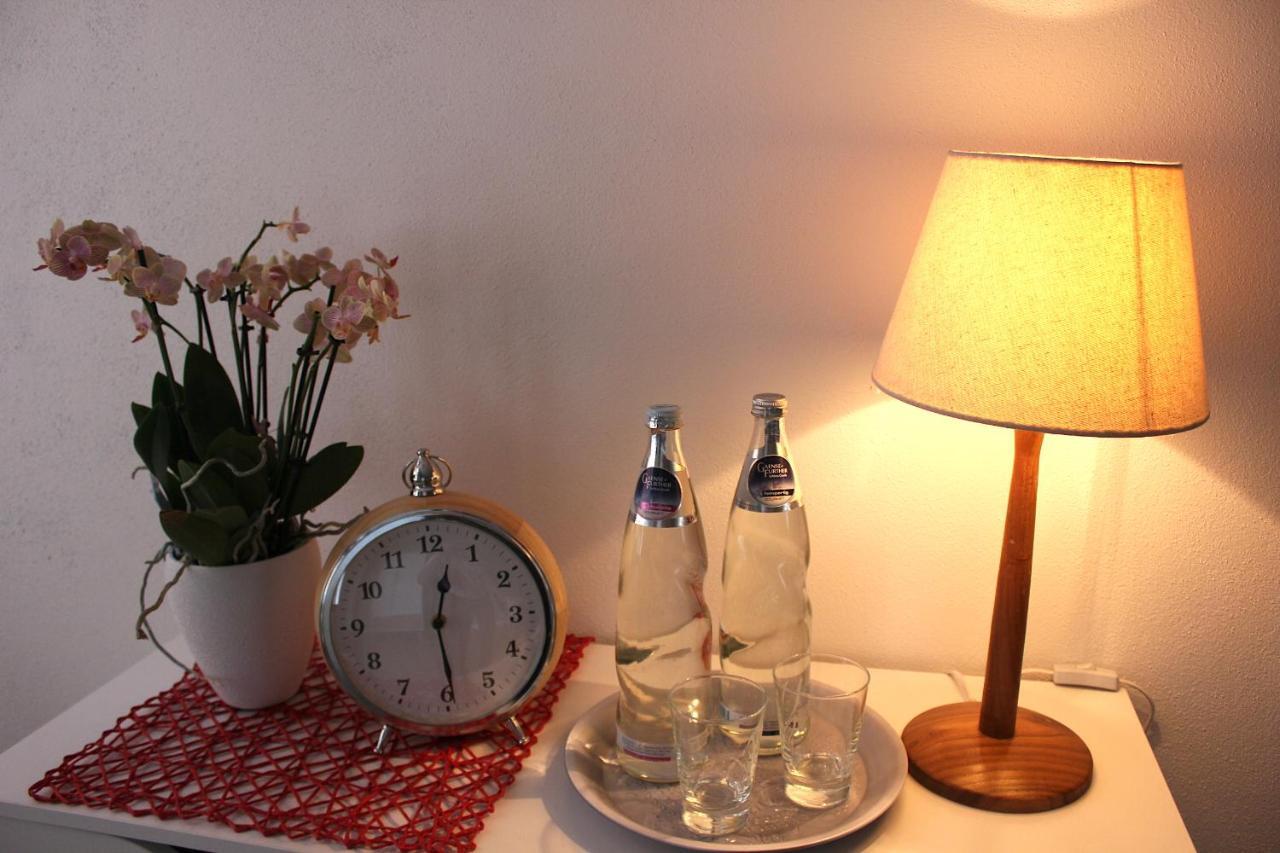 Das Bilderbuchcafe - Ferien - Apartment No 3 - Markt 7 Havelberg Bagian luar foto